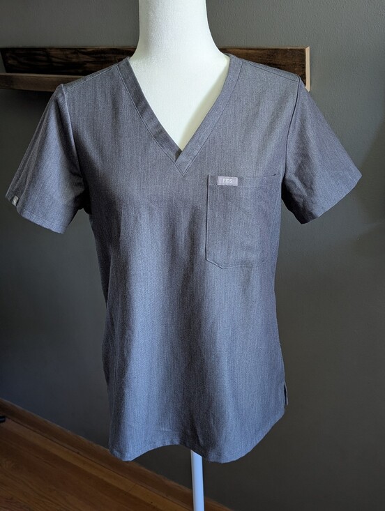 Figs Tops - FIGS Technical Collection Casma V-Neck Scrub Top Heather Charcoal Gray Size Smal